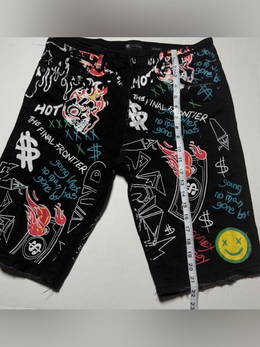 Men's Black Graphic Jean Shorts with Multicolor Street Art - Picture 8 of 11